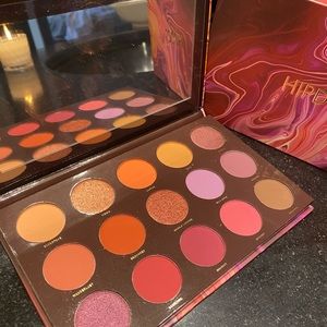 HIPDOT Zion Eyeshadow Palette